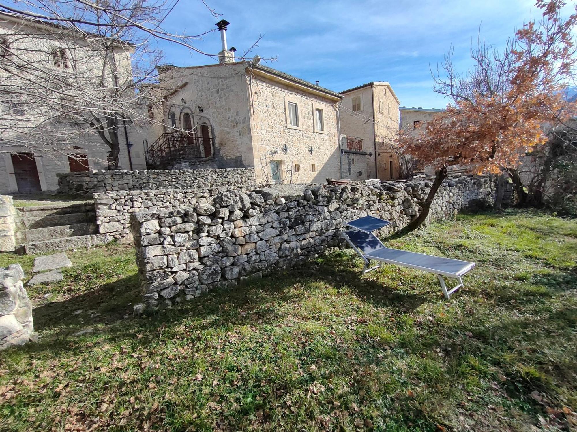 Villa Poesia D'Abruzzo Caramanico Terme Exterior foto